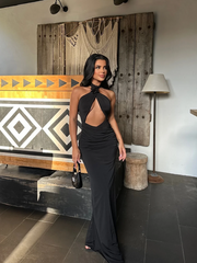 Fustan Pas Trupi Me Trëndafil